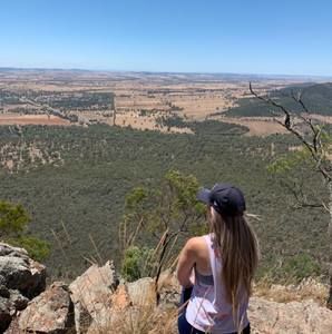 Meet your Posher, Holly